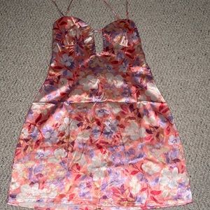Floral beginning boutique dress AU 8 but fits like a S